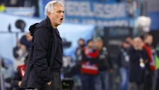 Жозе Моуриньо поема Нюкасъл?