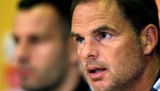 Де Бур за резила от Спарта: Абсурдно е да губим такива мачове