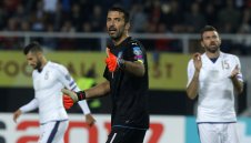 Буфон озадачен след победата на Италия