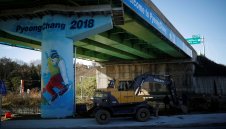 Малкият бизнес пропищя: Пьончан 2018 ни убива!