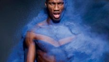 Дрогба бяга от Монреал