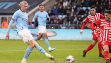 Гражданите удариха "братски" клуб с голове на суперзвездите си