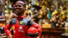 Ферари отпрашва с мръсна газ към Барселона 