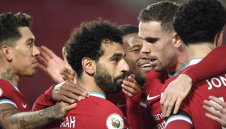 Шампионска победа! Драма на "Анфийлд" прати Ливърпул на върха в Англия