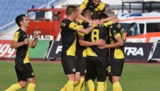 Стивън и Неделев пак носят успех на Ботев Пловдив