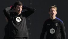 Барса търси отбори за Фати и Кристенсен