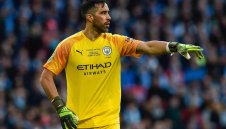 Клаудио Браво смeня Манчестър Сити с Ню Йорк от лятото