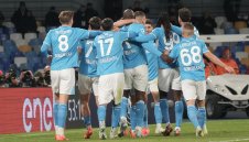 Наполи победи Рома и се завърна на върха в Италия