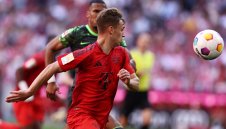 Кимих резна Барса заради пари