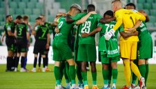 Кръгът в Първа лига започва с два мача днес