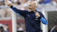 Мареска притиска опитен боец да се разкара от Челси