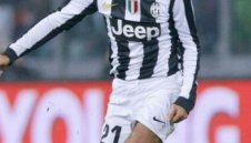 Пирло: Преговарях с Челси