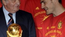 Кралят благодари на героите