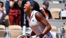 Коко Гоф обърна мароканка и е първата полуфиналистка в Париж