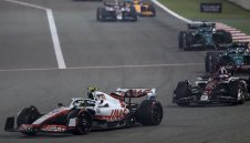 Шумахер - младши вече гледа към подиум с Хаас