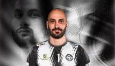 Казийски "финтира" Локо и отива при Стойчев в Турция