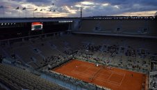 Местят "Ролан Гарос" и през 2021 година?
