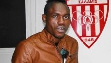 Менголо е в София, подписва с Левски