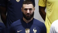 Бензема отхвърли поканата на Макрон да пътува за Катар 