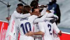 Реал ликува! "Кралете" сломиха непобедения Атлетико в мадридското дерби