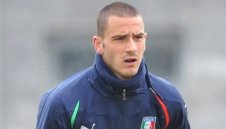 Бонучи: Може би ще играя като централен защитник в ЮАР