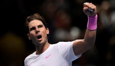 Надал с изключителен обрат в Лондон