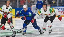 САЩ и Канада продължават да мачкат на световното по хокей