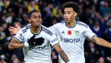 Лийдс обърна Черешките с 4:3 в драма, късен екшън и в другите мачове