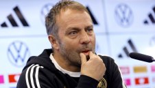 Лапорта се срещнал с човек на Ханзи Флик 