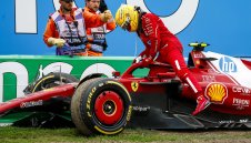 Проблемите за Хамилтън продължиха и след Зандвоорт