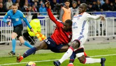 От Мадрид преговарят за защитник на Лион