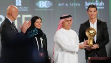 Роналдо и Реал са №1 за годината! + ВИДЕО