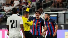 Наполи обмисля оферта за Жорди Алба