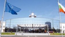 Сините зарязват багажа си на летище "София"