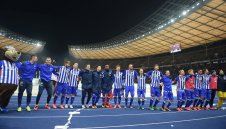 "Старата дама" уби нежно и "миньорите"