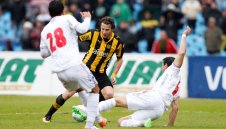 Диего Форлан не се разбра с Пенярол