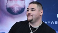 И нокдаун не спря Анди Руис