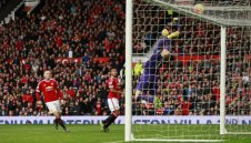 15-то място за Челси, победа №1000 за Байерн