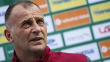 Лудогорец сменя треньора след резила срещу Верея?