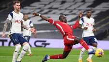 Мане остава под въпрос за Сити