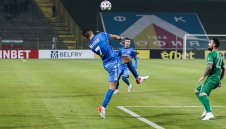 Остава ли? Левски преговаря с голямата си звезда