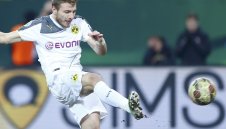 Чиро Иммобиле остава в Дортмунд