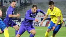 Етър и Ботев (Враца) &quot;спукаха топката&quot; за много скучно 0:0 в Търново