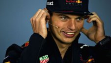 Макс ще трябва да ходи без роднини по състезания