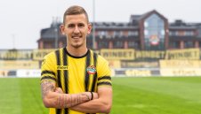 Синът на Вили Вуцов ще рита в Ботев Пловдив