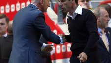 Джанфранко Дзола пое Каляри