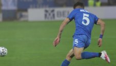 Зачеркнат: Левски подарява Христос