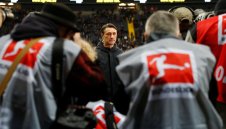 Рекордьорът Ковач се подхлъзна... буквално + СНИМКА