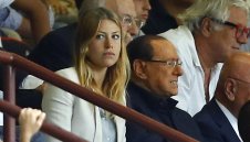 Три китайски компании искат Милан