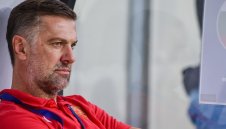 В Сърбия: Кръстаич си подписа оставката